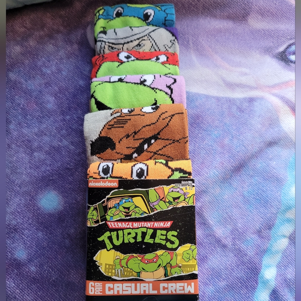 New in box TMNT socks